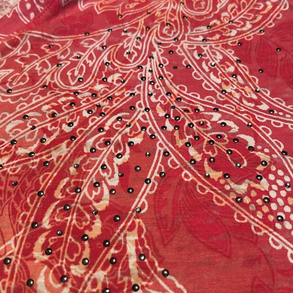 Red and Pink Patterned T-Shirts from Olsen size large - Picture 12 of 14
